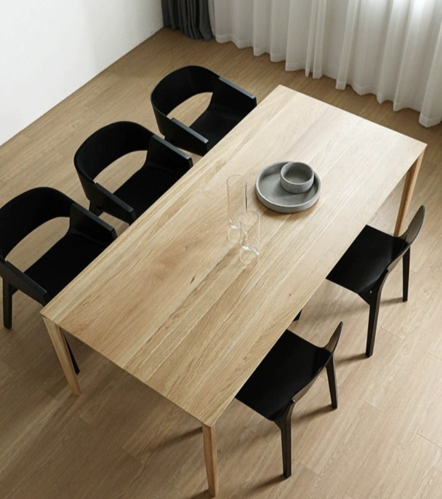 COZONI Bradley Dining Table
