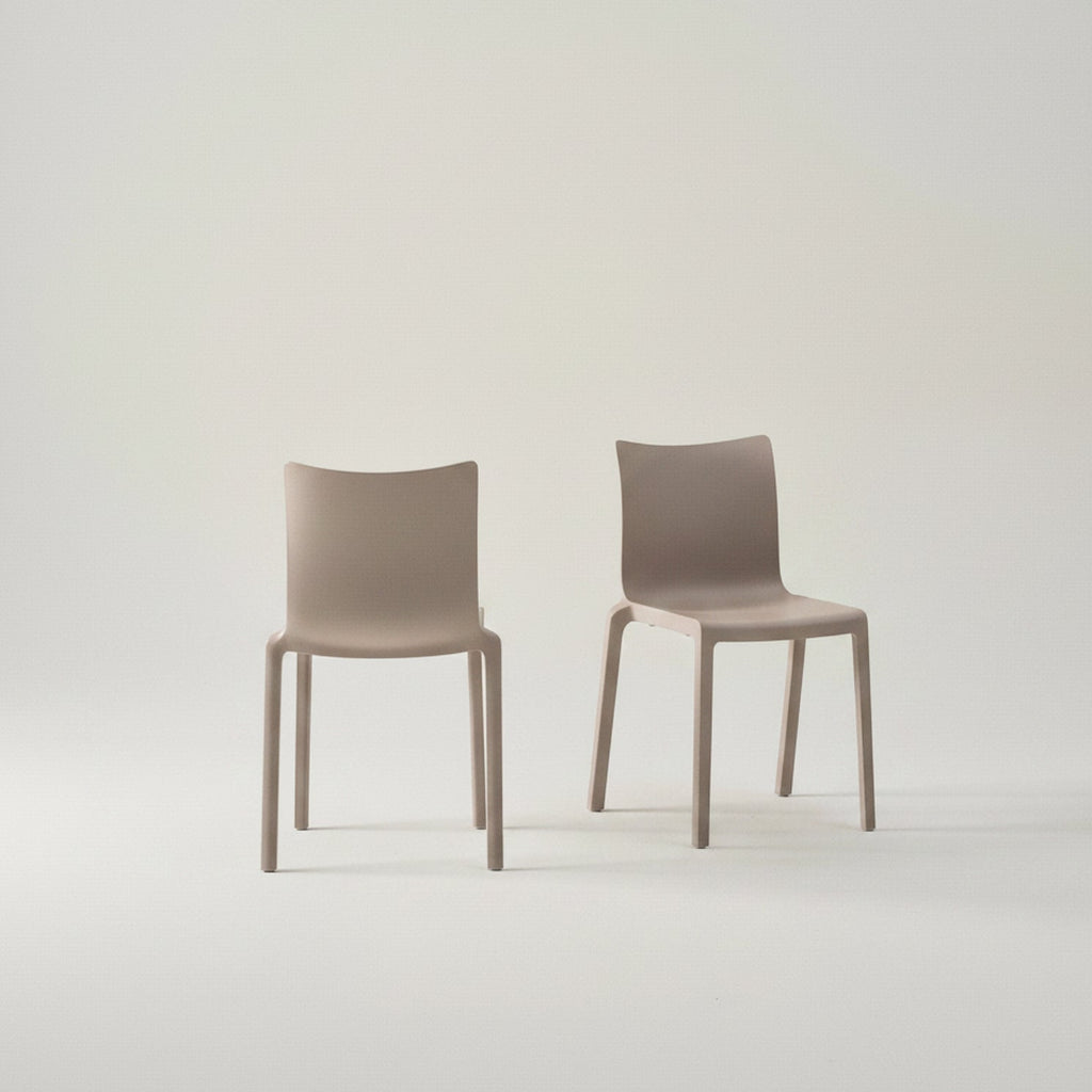 COZONI Nash Stackable Dining Chair