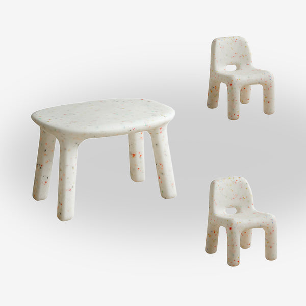 COZONI Indoor/Outdoor Kid‘s Table Recycledplastic Children's Table